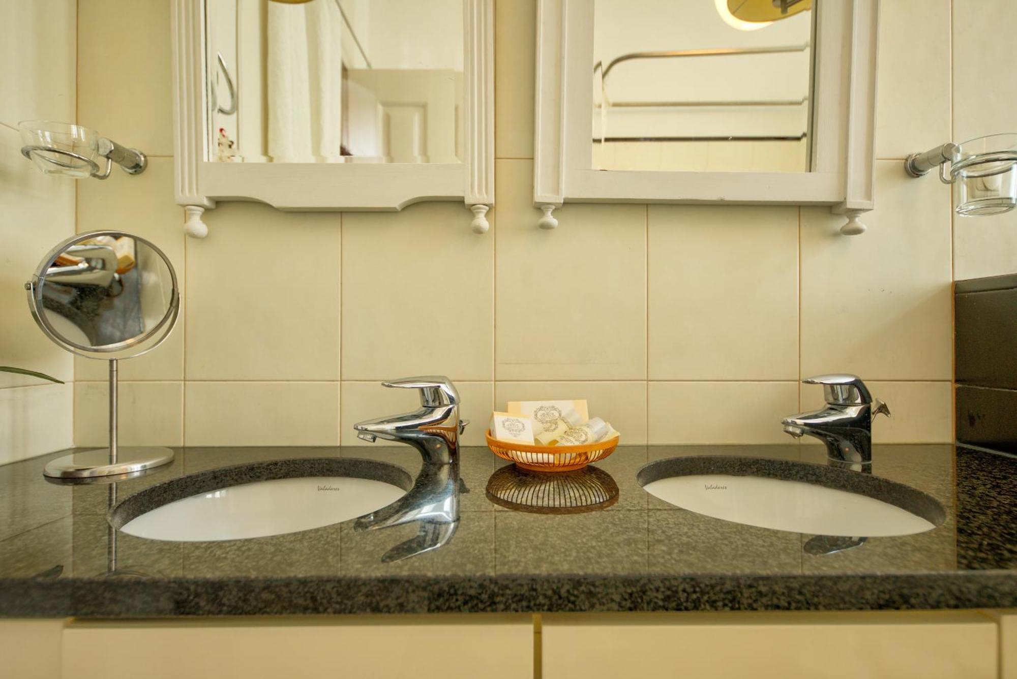 Adore Portugal Coimbra Guest House 外观 照片